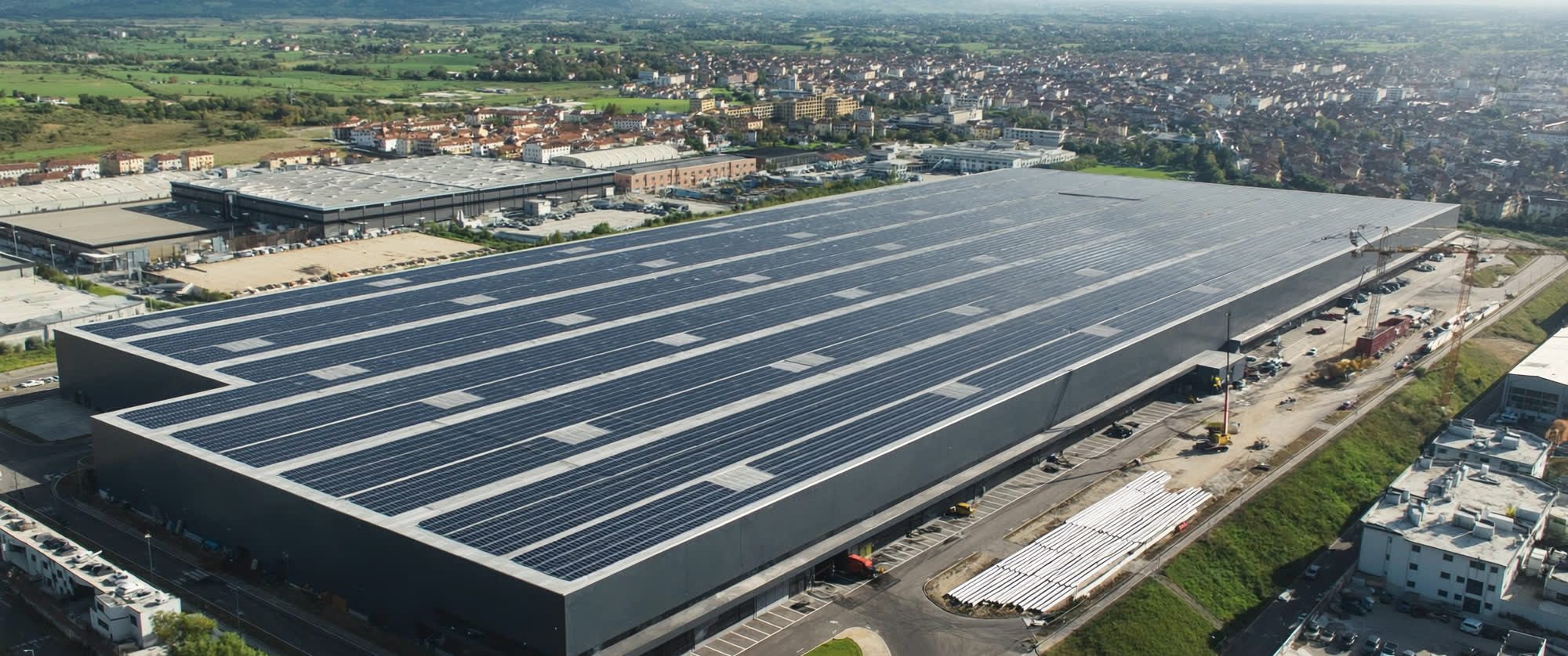 Impianto fotovoltaico su copertura industriale